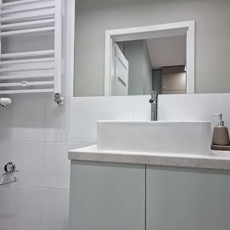 Blisko Manufaktury Host Lutomierska * Łódź