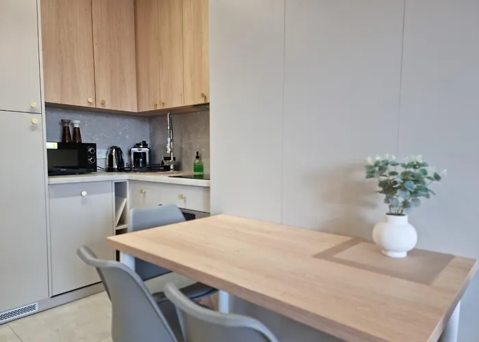 Blisko Manufaktury Host Lutomierska * Łódź